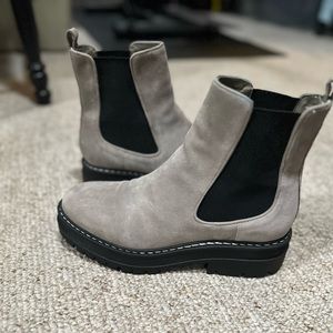 MARC FISHER LTD Womens Privi Leather Casual ankle boot in Light Grey